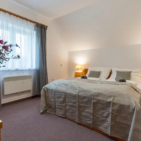 Hotel Jasenka Rekreacni Stredisko Zubri