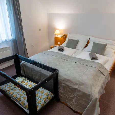 Jasenka Rekreacni Stredisko Zubri Hotel